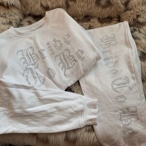 White Bride To Be Sweatshirt Set